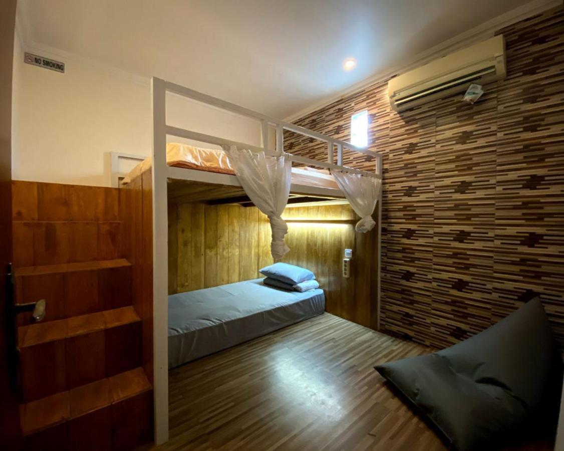 Dong Paloh Hostel Munduk Εξωτερικό φωτογραφία