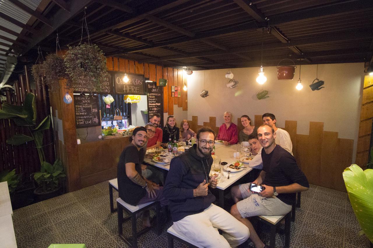 Dong Paloh Hostel Munduk Εξωτερικό φωτογραφία