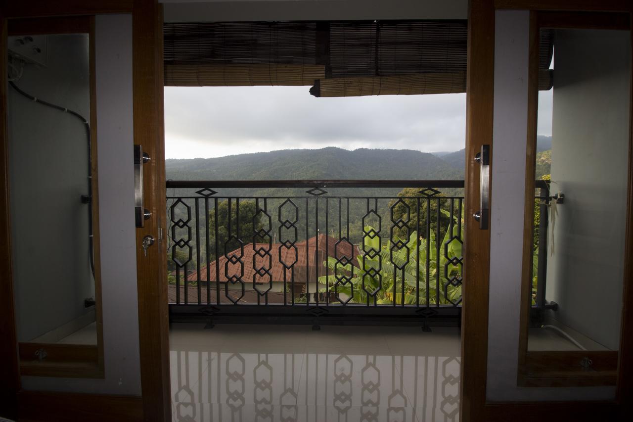 Dong Paloh Hostel Munduk Εξωτερικό φωτογραφία